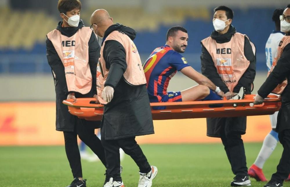  科隆锋线双星联袂建功，德甲保级关键战全取三分  